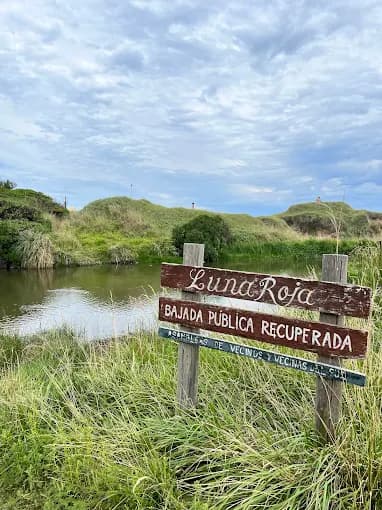 Entrada pública Luna Roja